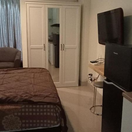 Apartemen Grand Kamala Lagoon Bekasi By Cicie Room Pokoj fotografie